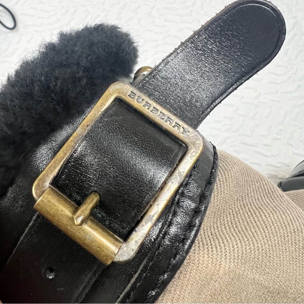 Burberry Black Leather & Brown/Red Mega Check Canvas Lace-Up Fur-Lined Boots - Picture 4 of 15